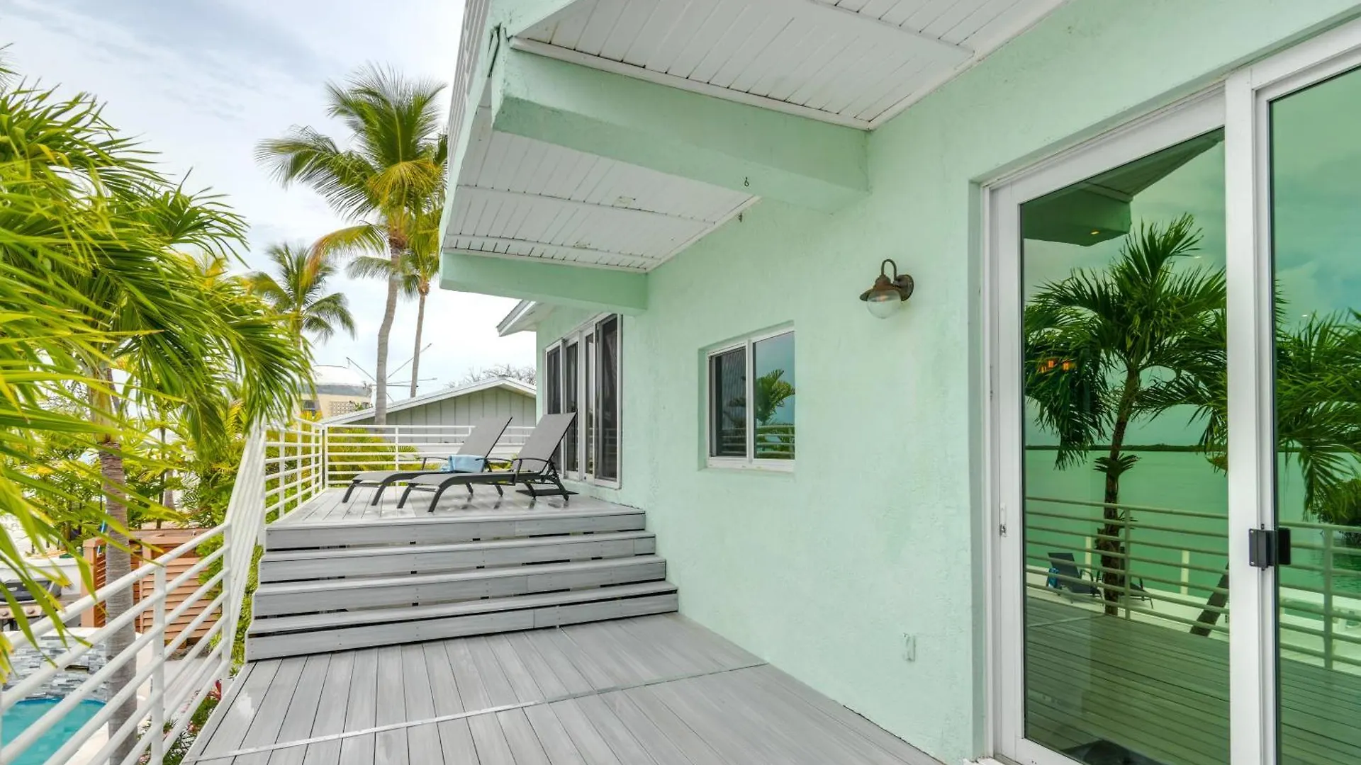 Dock And Balcony Serene Big Coppitt Key Escape Key West 0*,  United States